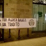 Striscione Casa Pound - Banca Etruria