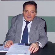 Una CNA impegnata a contrastare la crisi Una CNA impegnata a contrastare la crisi