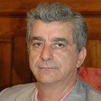 Caporali su tessile e abbigliamento Caporali su tessile e abbigliamento