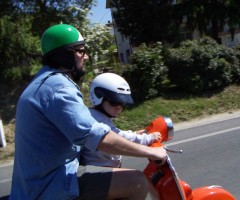 Sanzioni più severe per guida senza casco