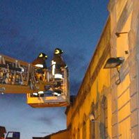 Crolla il cornicione al carcere di Arezzo