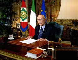 Napolitano: conferite medaglie d’oro al Merito Civile Napolitano: conferite medaglie d’oro al Merito Civile