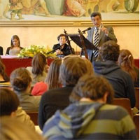 Fanfani recita Dante al Liceo Scientifico