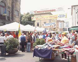 Traffico e sosta per mercatino Calcit