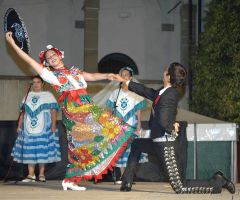 Conclusa all’Anfiteatro la kermesse del folclore internazionale