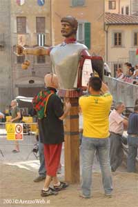 Giostra: niente ‘vuvuzelas’ in Piazza