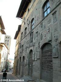 Letture sui ‘Personaggi che hanno fatto la storia’ Letture sui ‘Personaggi che hanno fatto la storia’