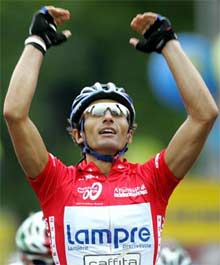 Vuelta: Daniele Bennati batte in volata Bettini e Petacchi