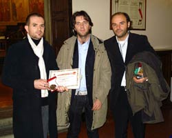 Giovane scultore premiato ad Arezzo