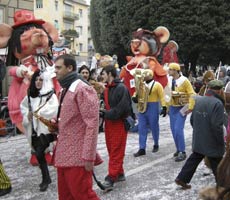 Carnevale: non tutti gli scherzi valgono, attenti alle multe