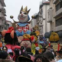 Carnevale aretino dell’Orciolaia: slitta la sfilata