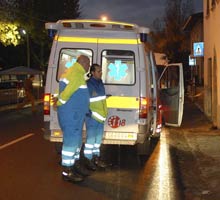 Incidente fra motorino e auto, ragazzina ricoverata a Siena