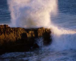 Allarme mareggiate: in Sardegna onde fino a 20 metri