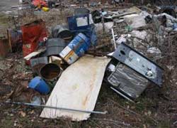 Tre discariche abusive: oltre 3500 tonnellate di rifiuti