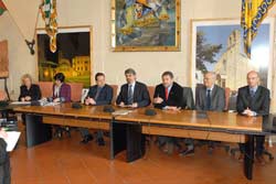 Caschiamoci: una collaborazione che resta in piedi