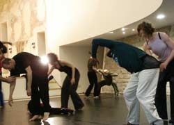 ‘Assoli’: La danza come… Dialogue