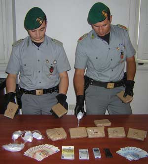 Arrestato albanese in posseso di 4 chili di cocaina purissima