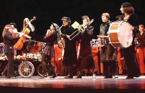 Festival di Burattino: “Le vedove allegre s.r.l.”