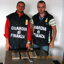 Firenze max sequestro di Cocaina, in manette albanese