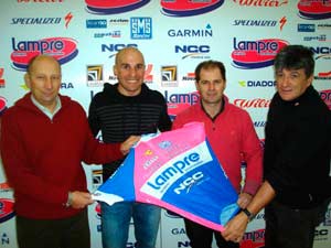 Il velocista veneto nell’organico blu-fucsia