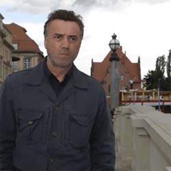 ‘Sui tuoi passi’ una finction con Massimo Ghini