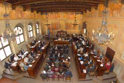 Crisi: firmati gli accordi per il sostegno a lavoratori e imprese Crisi: firmati gli accordi per il sostegno a lavoratori e imprese