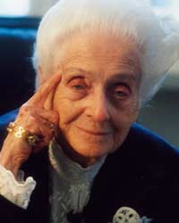 Ricerca: Montalcini, mi sento più artista che scienziata