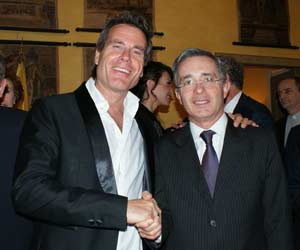 Uribe ringrazia Striscia per l’inchiesta sulle lauree in vendita