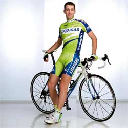Giro, il siciliano Nibali è la nuova maglia rosa