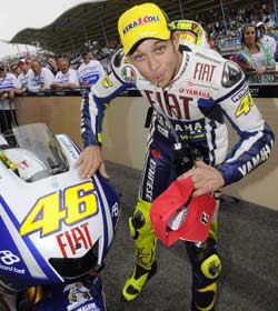 Rossi conquista la pole nel circuito di Assen