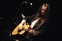 Play Festival, si inizia con Patti Smith