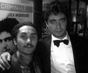 Nicola Acunzo insieme a Riccardo Scamarcio nei cinema d’Italia