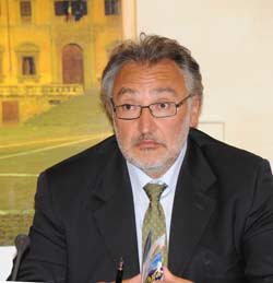 Apertura ‘Stefan’: incontro tra sindacati e Confesercenti Apertura ‘Stefan’: incontro tra sindacati e Confesercenti