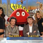 20100327_striscia_ficarra_picone_veline