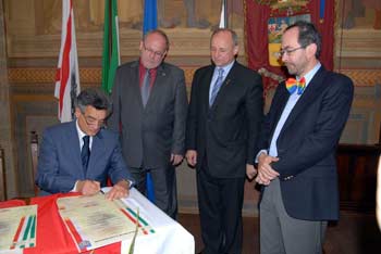 Arezzo partecipa al lutto della Polonia