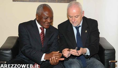 Arezzo e Ucodep insieme per il Camerun