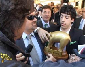 Tapiro d’oro a Renzo Bossi neo consigliere regionale della Lombardia