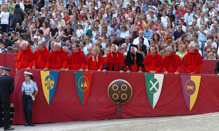 Domani in Consiglio comunale si parla di Giostra del Saracino