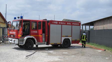 Incendio alla Bracci Group, la scritta ‘Sangio’ forse un depistaggio?