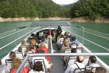 Week end per “galleggiare” nelle acque e nei cieli stellati del Parco