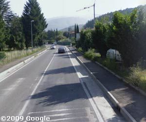 Una pericolosa abitudine di attraversamento a Subbiano