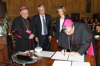Firmato il gemellaggio tra Arezzo e Gerusalemme