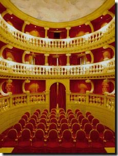 Aspettando la Stagione di Prosa,  al Teatro Dovizi di Bibbiena tornano gli  “APPUNTAMENTI D’AUTUNNO”