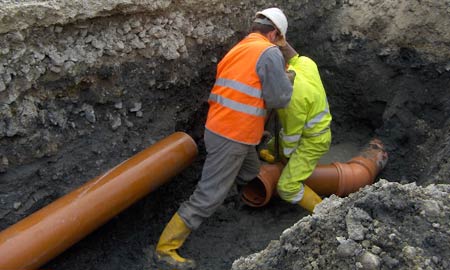 Lavori alla rete idrica, lunedì San Lorentino senza acqua dalle 10 alle 17