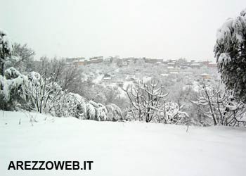 25enne tenta il suicido, salvato dalle orme lasciate sulla neve