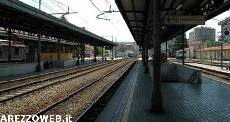 Valdarno: treni regionali, da domani al 3 maggio fermata straordinaria del 2312 a Ponticino