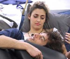 GF11: 14esima settimana scoppia l’amore di Davide e Erinela