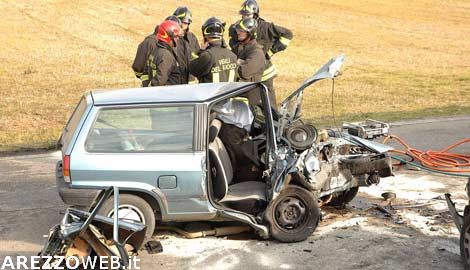 74enne perde la vita in uno scontro fra auto