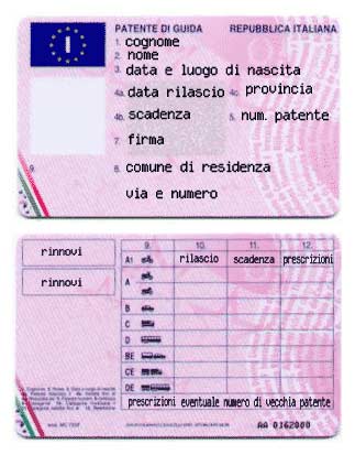 Promette di far ottenere la patente a un connazionale in cambio di 5mila euro, ma è falsa. Denunciato rumeno