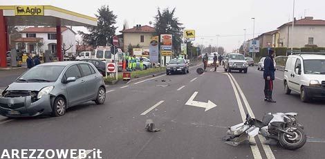 Scontro scooter e auto, perde la vita un 39enne di origini pakistane